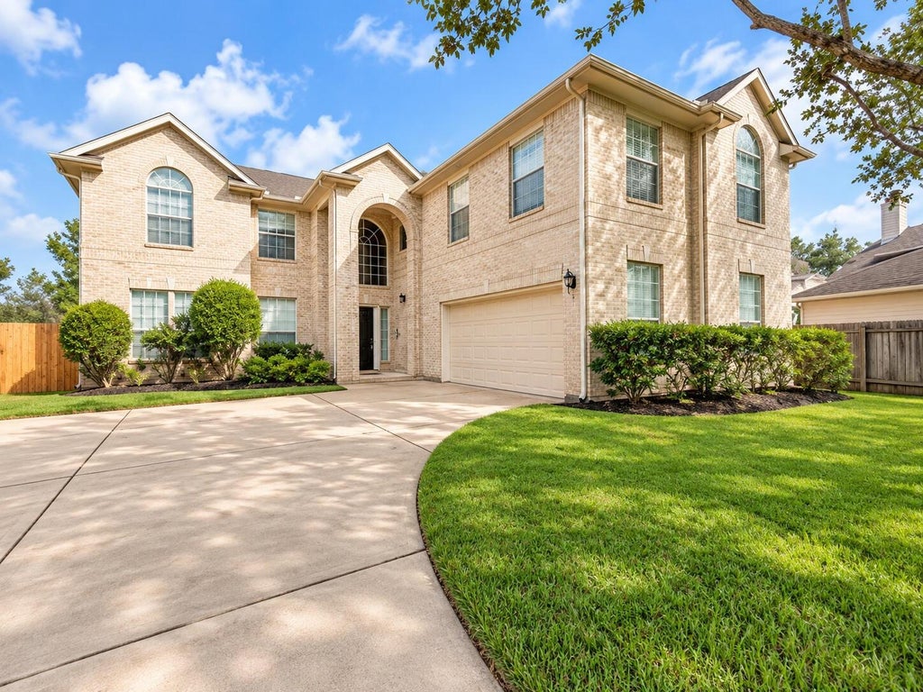 Photo of 14930 Cabin Run Lane, Sugar Land, TX 77498 (MLS # 9524536)