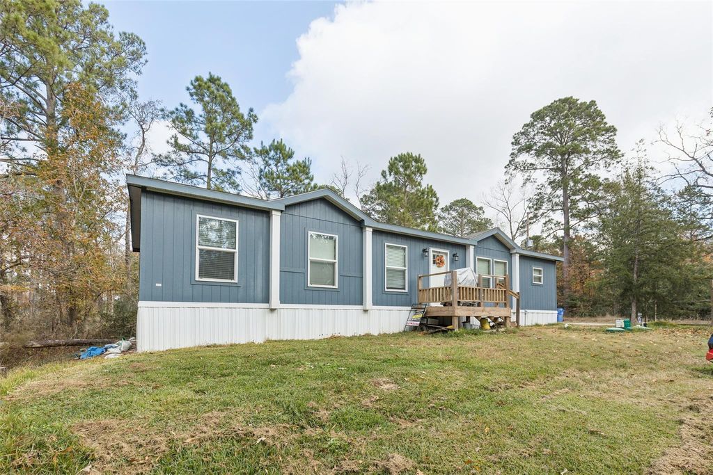 Photo of 146 Marina Drive, Trinity, TX 75862 (MLS # 61905022)