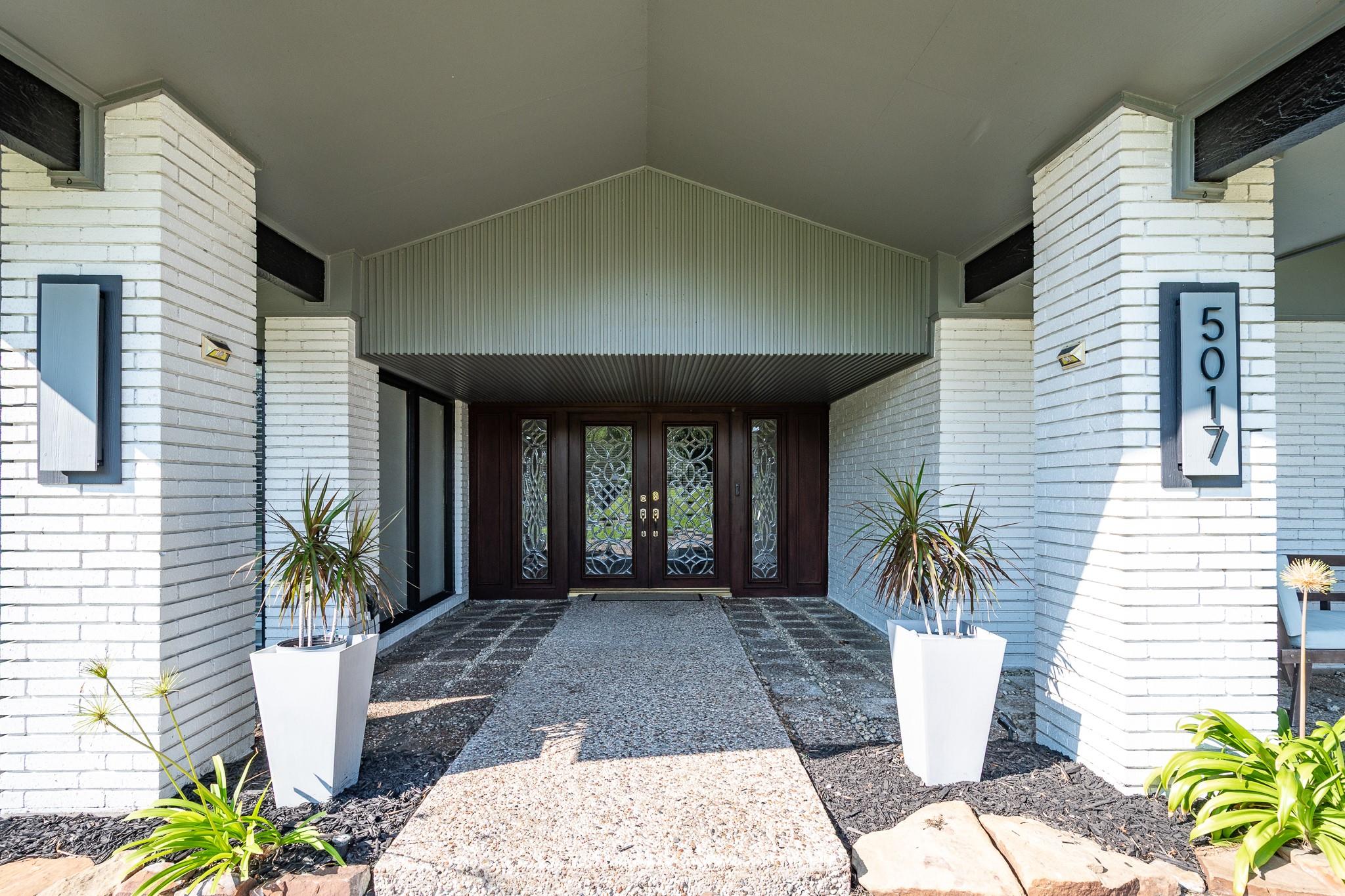 5017 Glenhaven Drive