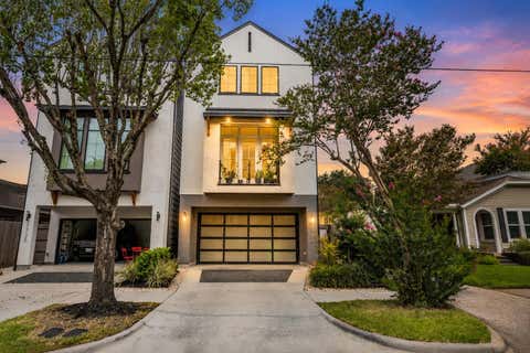 Photo of 1724 Ridgewood Street, Houston, TX 77006 (MLS # 79227017)