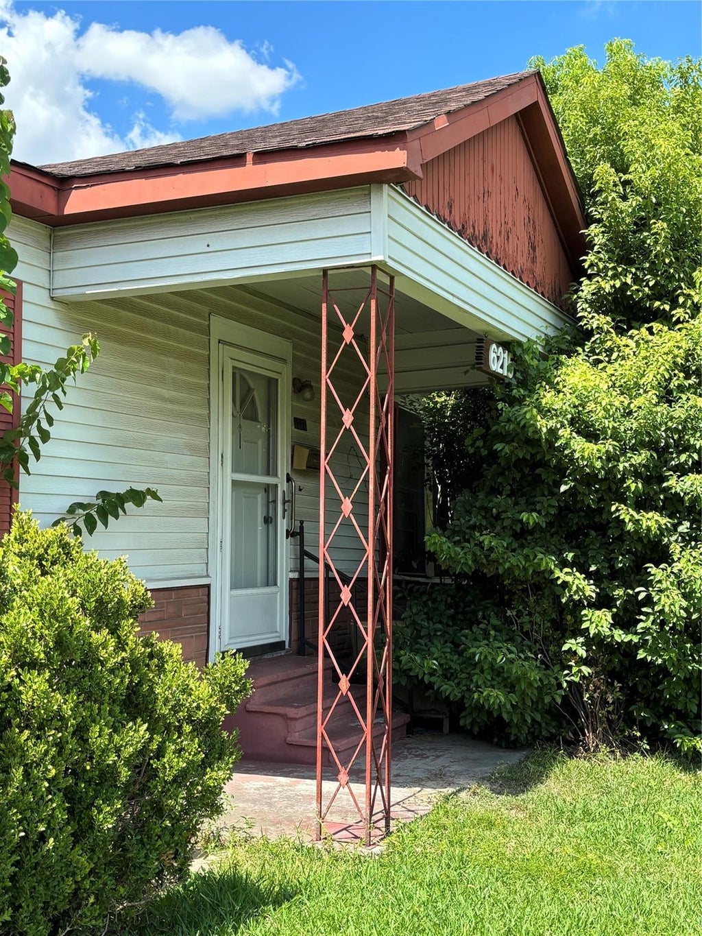Photo of 6215 Gay Street, Houston, TX 77022 (MLS # 24218525)
