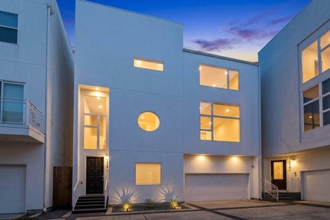 Photo of 5628 Kiam Street #B, Houston, TX 77007 (MLS # 39533047)