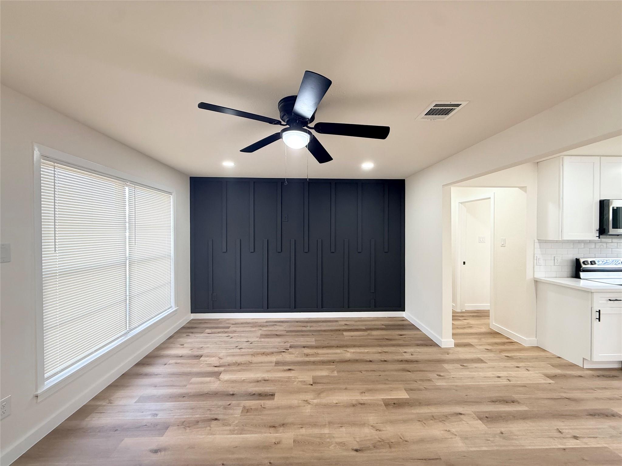 7224 Lakewood Drive