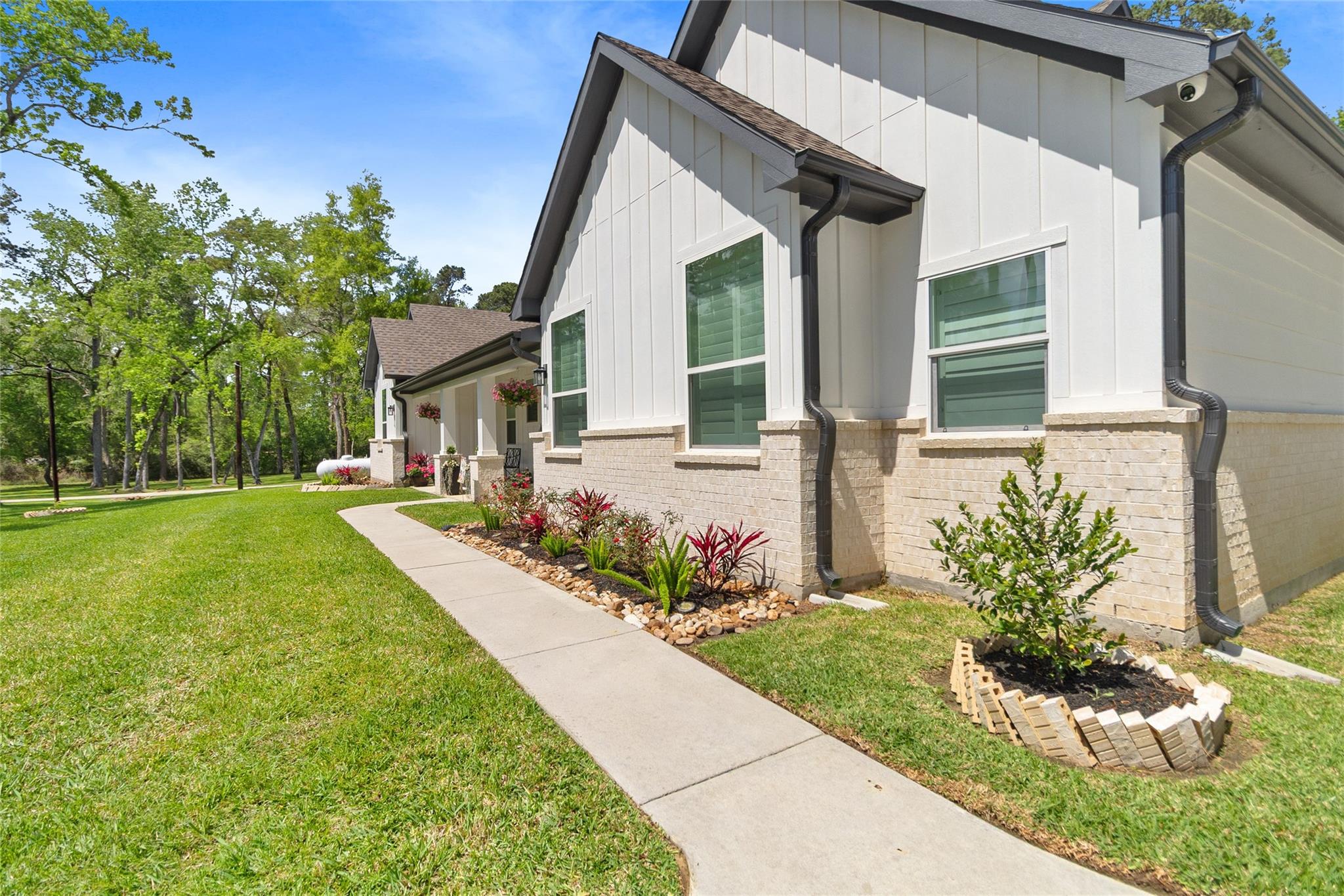 33210 Walnut Crossing