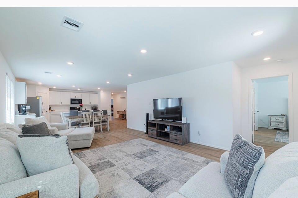 3343 Avary River Lane