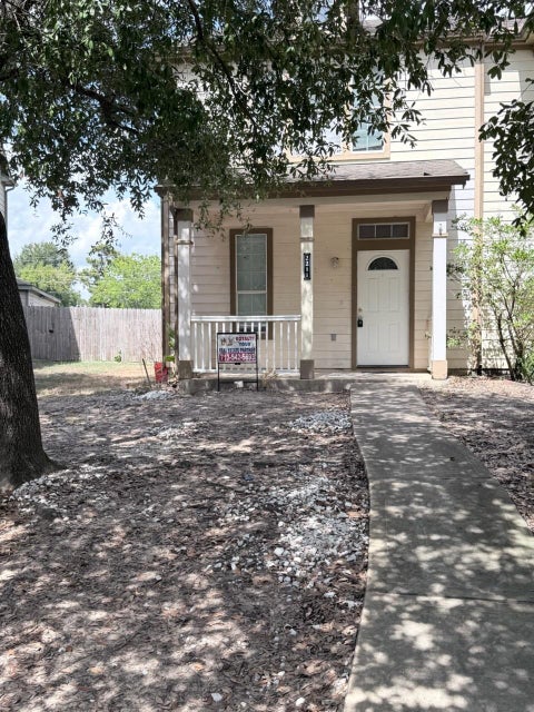 Townhouse For Sale - 2211 Walnut Fair Lane<br/> Spring, TX 77373