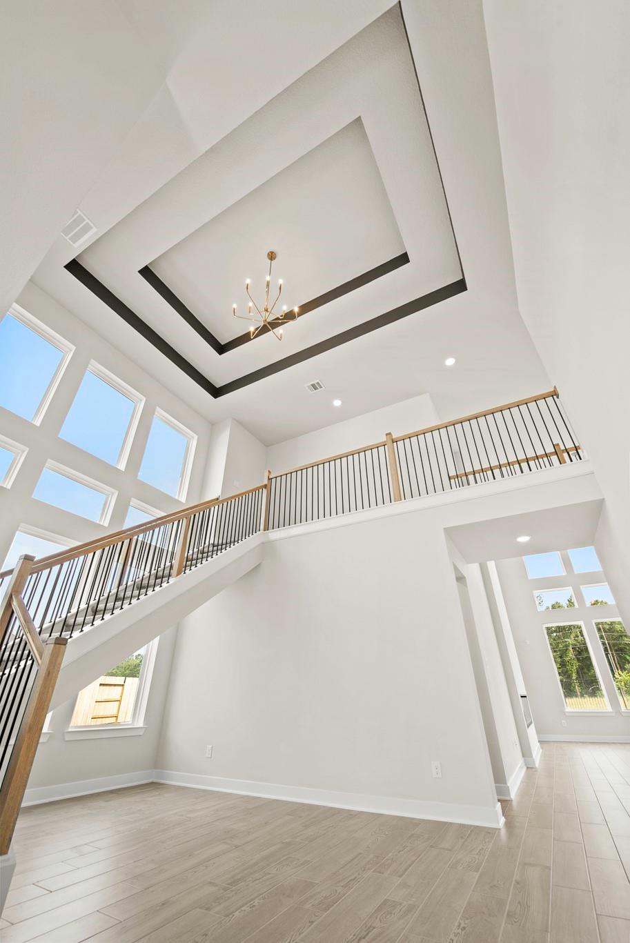 15743 Saffron Summer Street