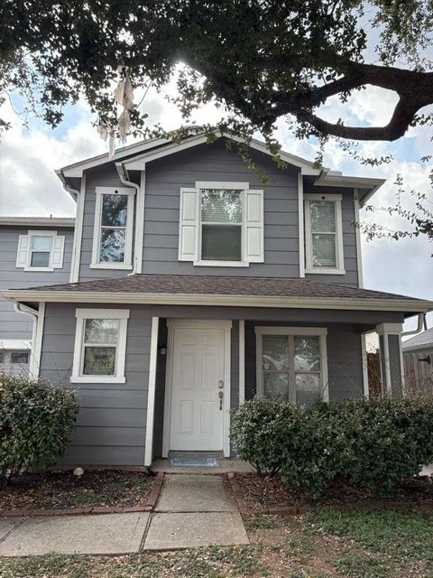 Photo of 4138 Carmel Ridge Way, Pasadena, TX 77503 (MLS # 28862315)