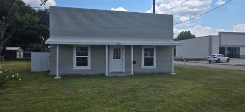Photo of 2602 Richmond Road, Wharton, TX 77488 (MLS # 18479016) Photo of 2602 Richmond Road, Wharton, TX 77488 (MLS # 18479016)