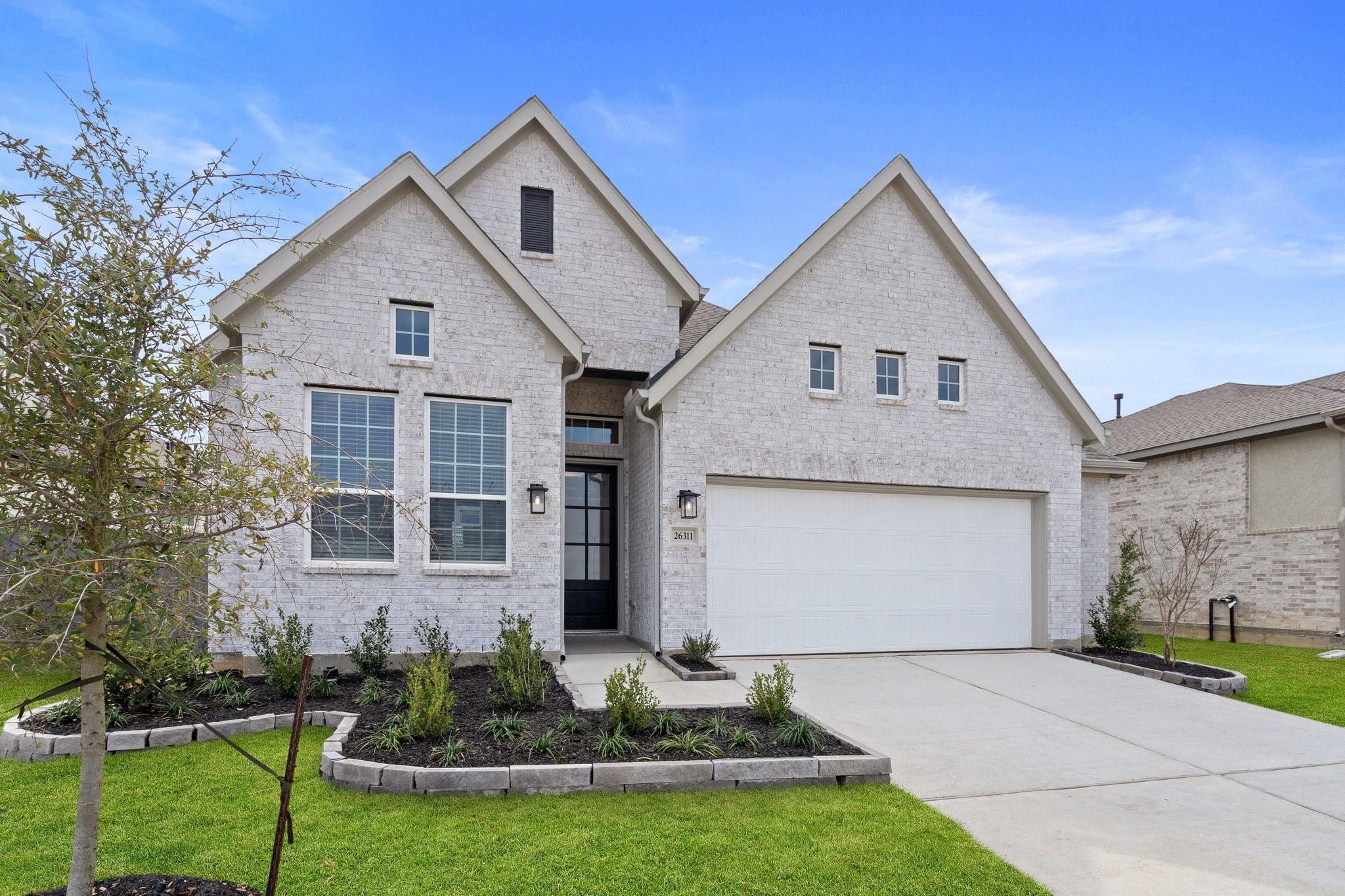 243 Garden Rose Trail