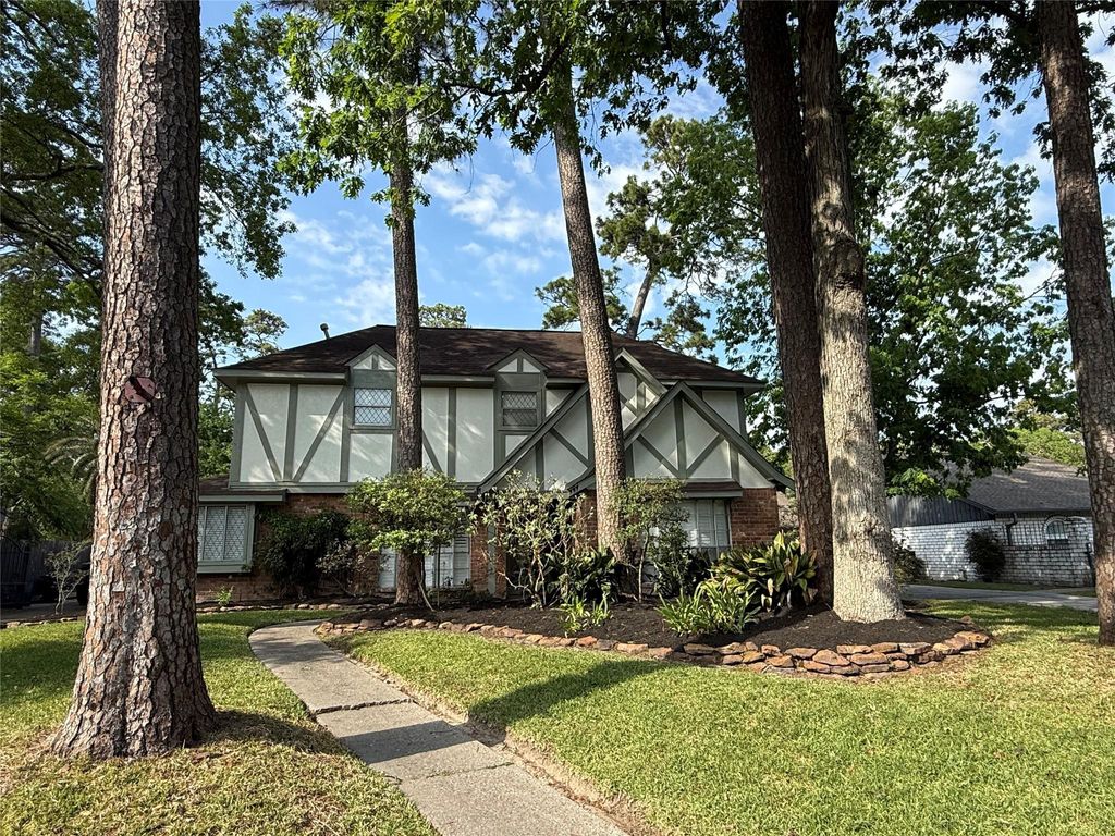 Photo of 1931 Pine River Drive, Houston, TX 77339 (MLS # 59677818)