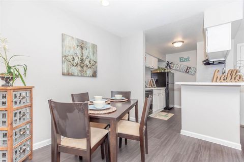 Condo For Rent - 8282 Cambridge Street #336<br/> Houston, TX 77054