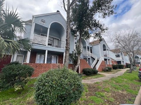 Photo of 14550 Fonmeadow Drive Drive #1205, Houston, TX 77035 (MLS # 63011838)