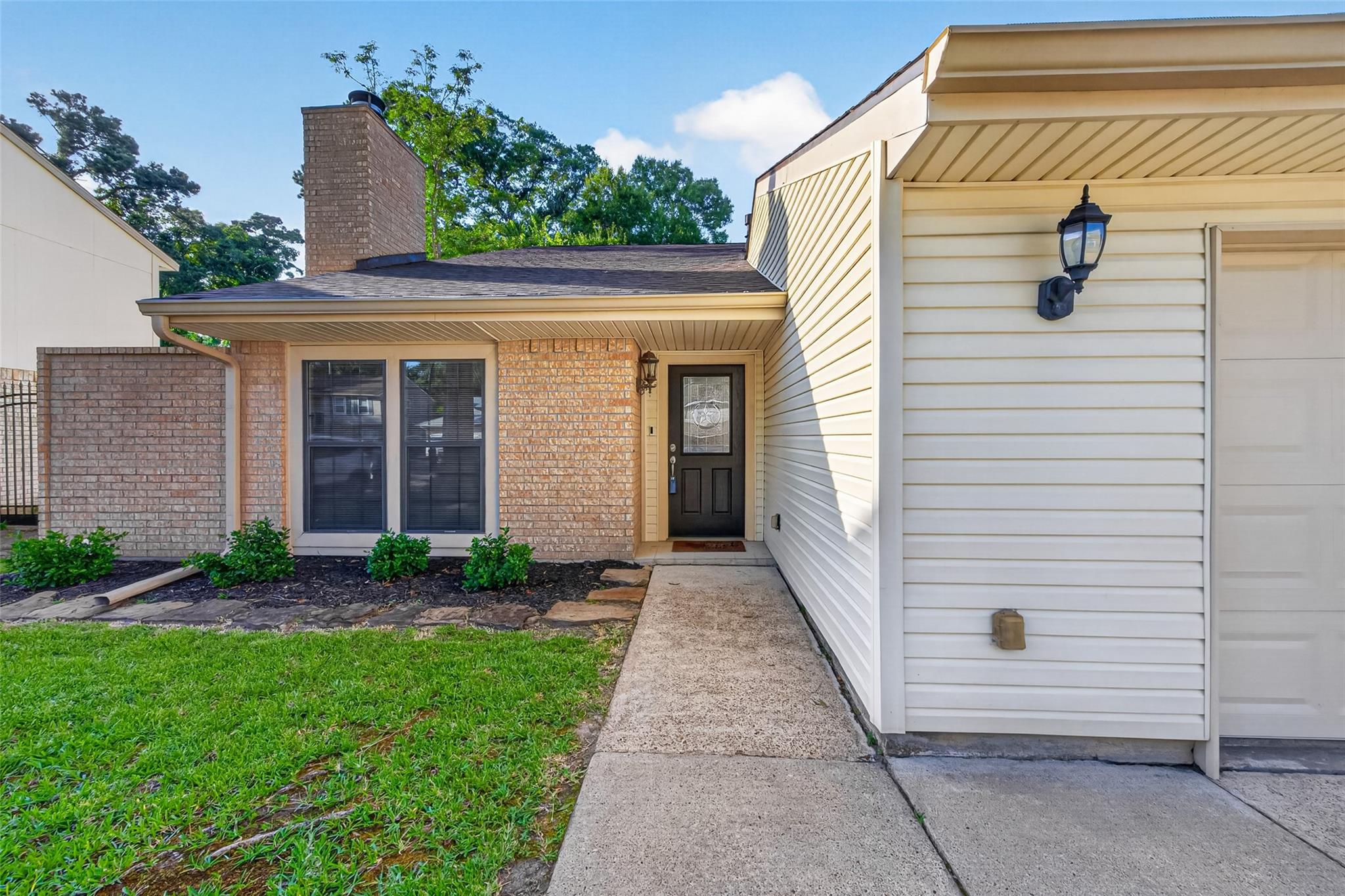 3119 Silver Falls Drive