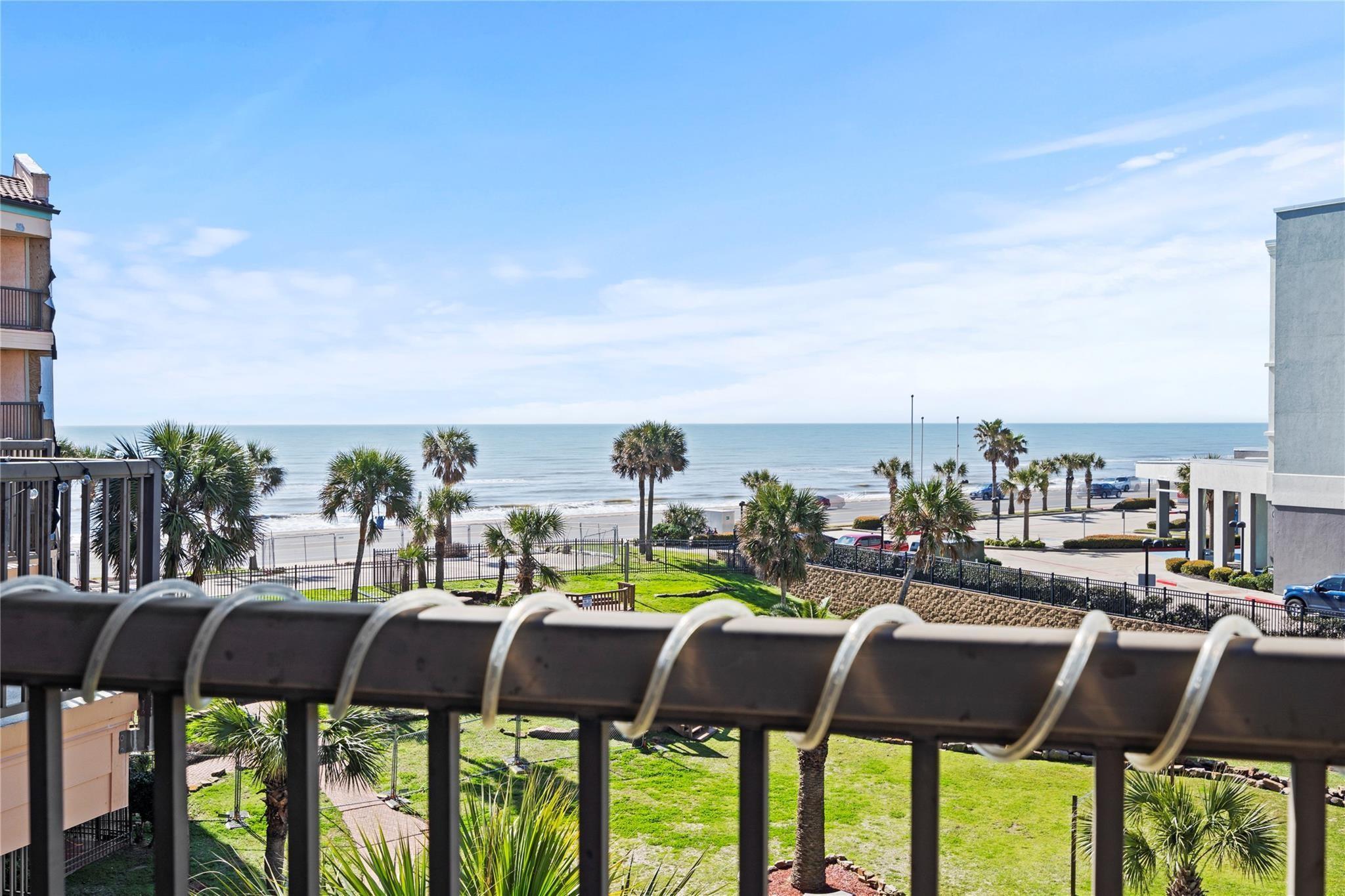 9520 Seawall Boulevard 315