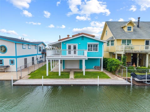 Photo of 1028 Cozy Cove Lane, Galveston, TX 77554 (MLS # 97711024)