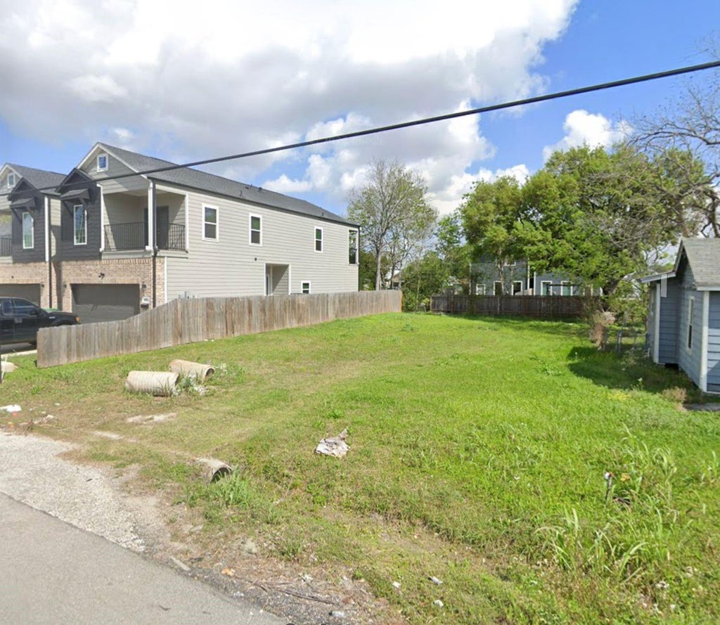 Photo of 4535 Stassen Street, Houston, TX 77051 (MLS # 52278295)