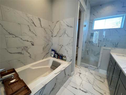Tiny photo for 902 Martin Street #A, Houston, TX 77018 (MLS # 35629802)
