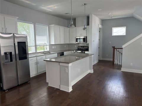 Tiny photo for 902 Martin Street #A, Houston, TX 77018 (MLS # 35629802)
