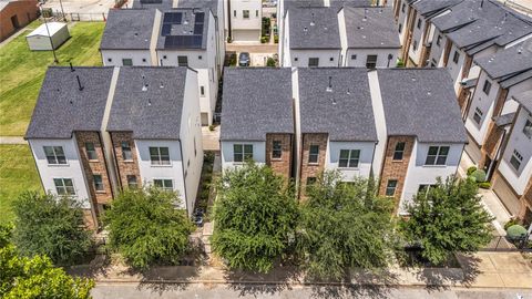 Photo of 707 Schwartz Street, Houston, TX 77020 (MLS # 88641996)