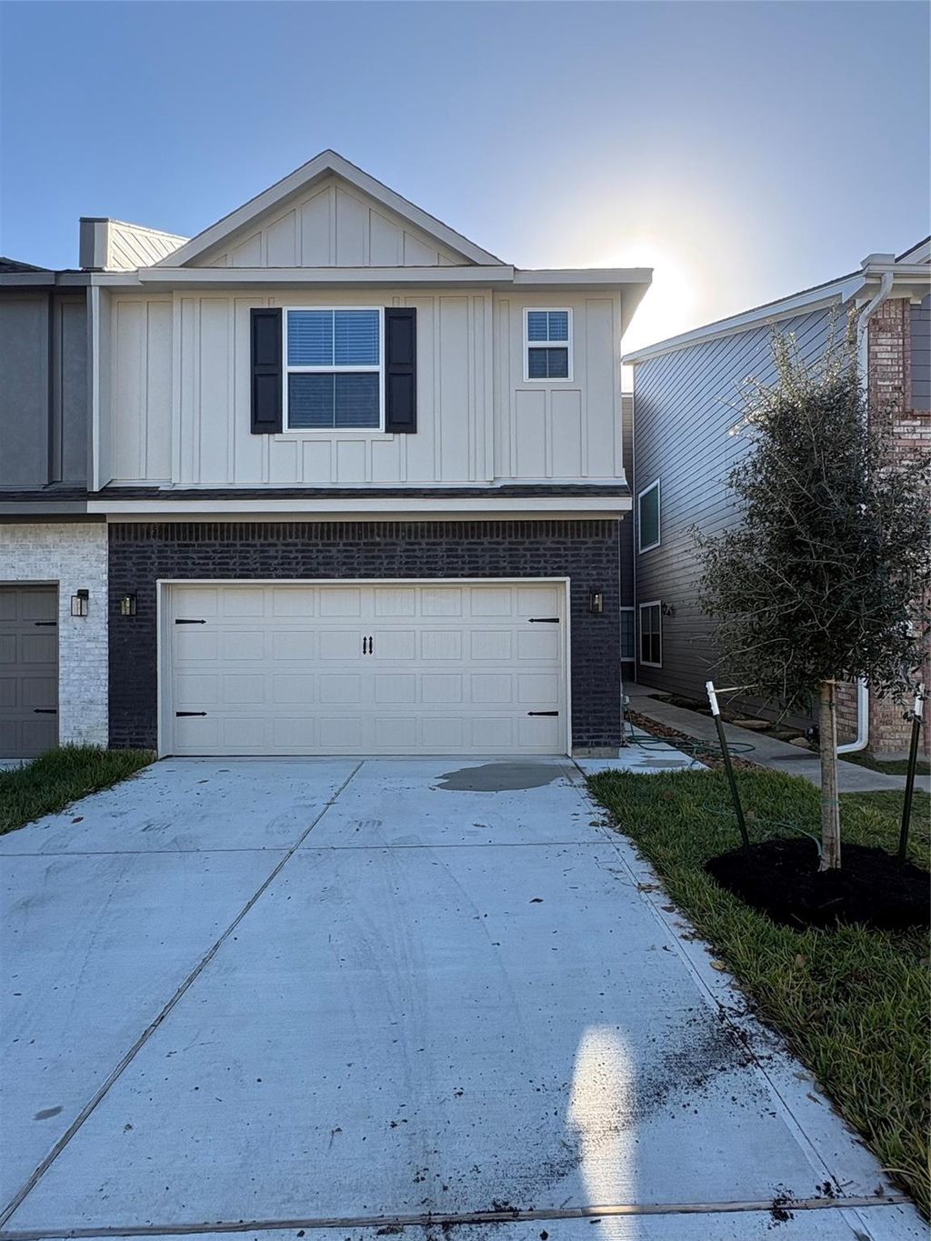 Photo of 114 Capetown Circle, Montgomery, TX 77356 (MLS # 91585798)