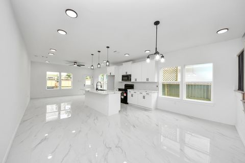 8023 Brandon Street Houston TX 77051