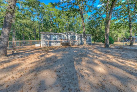 Photo of 767 Windwood Drive, Livingston, TX 77351 (MLS # 94409183)