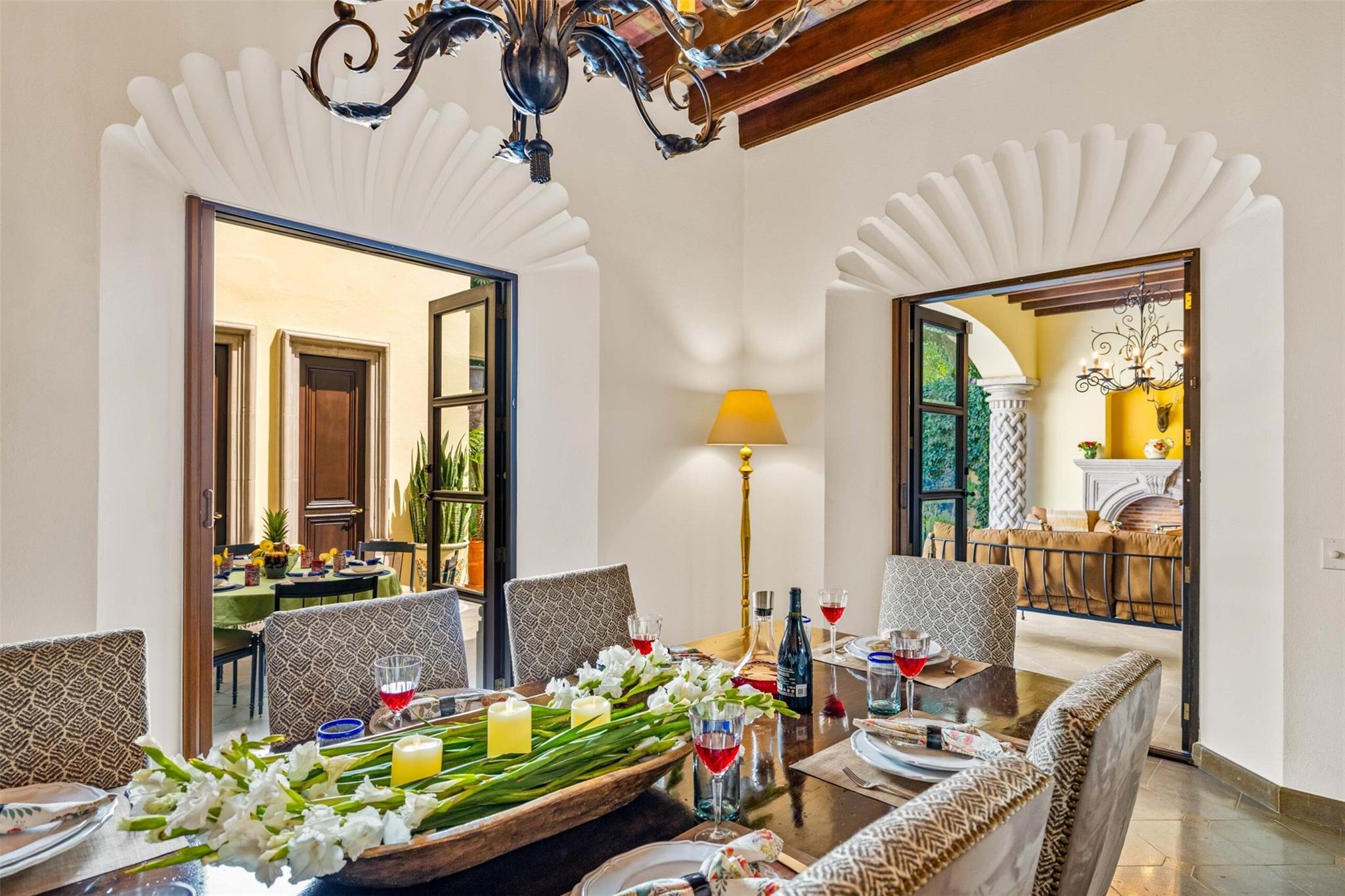 Tennessee 37700, Mexico, 5 Bedrooms Bedrooms, ,6 BathroomsBathrooms,Residential,Active,225360