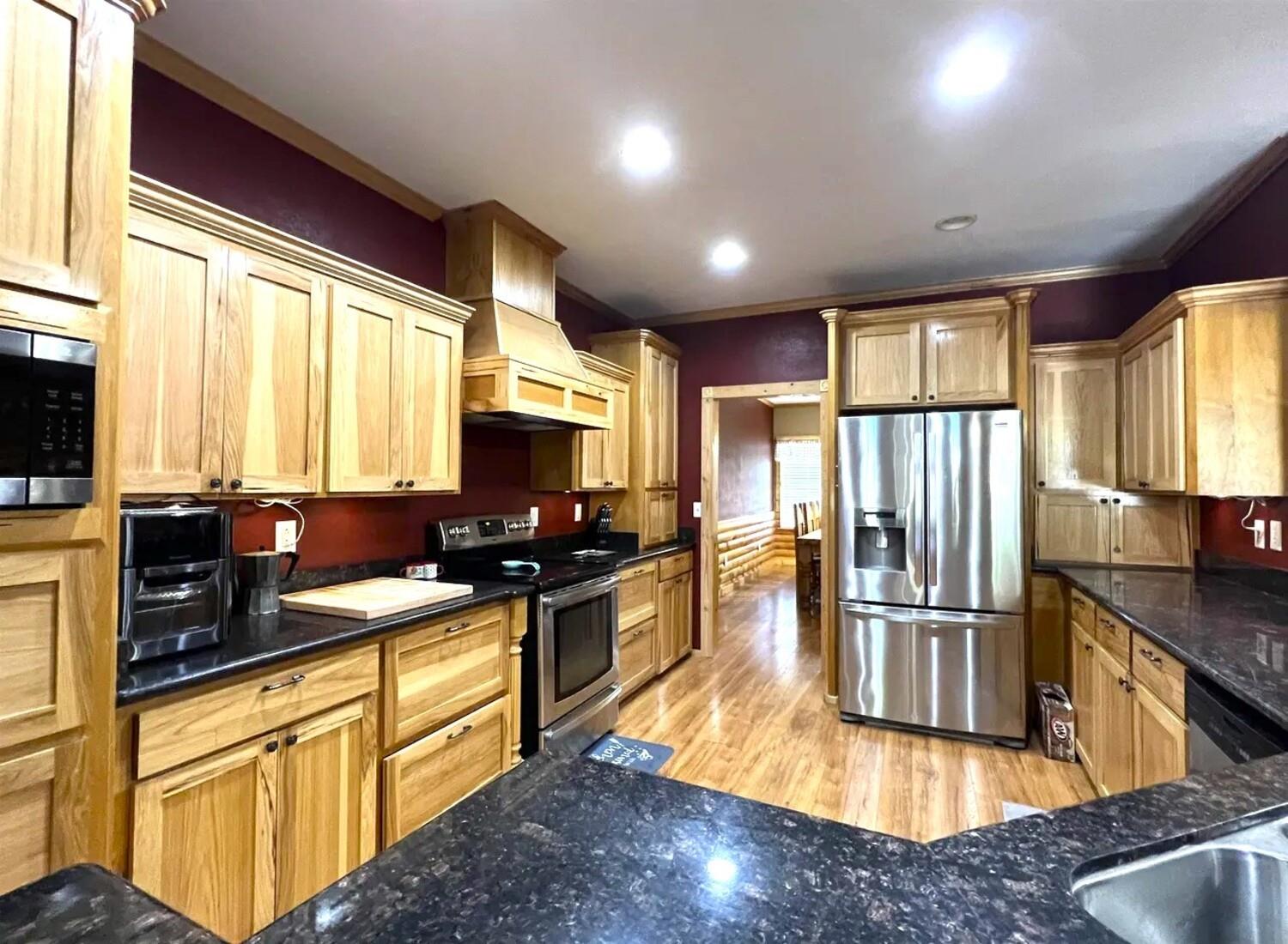 22295 Us Highway 96 S