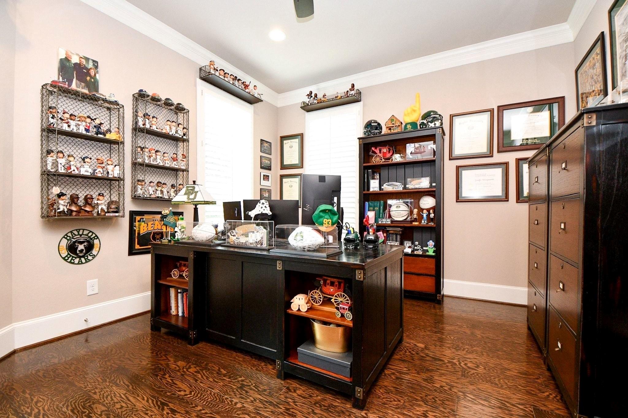 Houston, Texas, 77079, United States, 4 Bedrooms Bedrooms, ,5 BathroomsBathrooms,Residential,Active,2032936