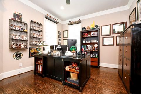 Tiny photo for 618 Yellow Tulip Trail, Houston, TX 77079 (MLS # 34621185)