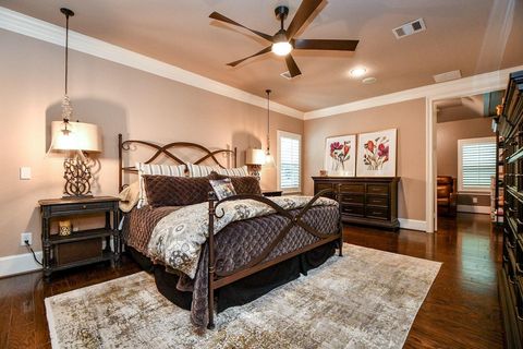 Tiny photo for 618 Yellow Tulip Trail, Houston, TX 77079 (MLS # 34621185)