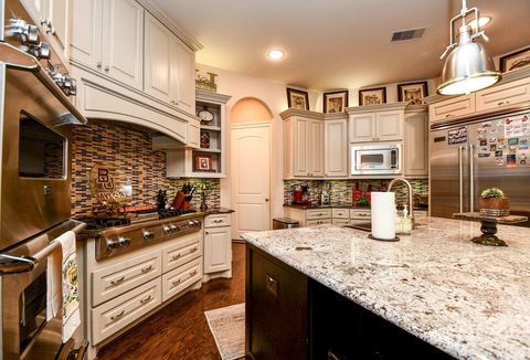 Tiny photo for 618 Yellow Tulip Trail, Houston, TX 77079 (MLS # 34621185)