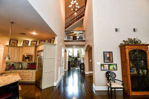 Tiny photo for 618 Yellow Tulip Trail, Houston, TX 77079 (MLS # 34621185)