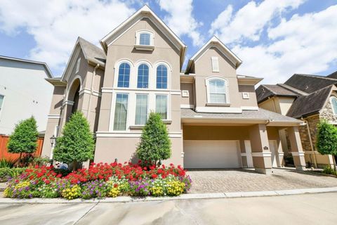 Photo of 618 Yellow Tulip Trail, Houston, TX 77079 (MLS # 34621185)