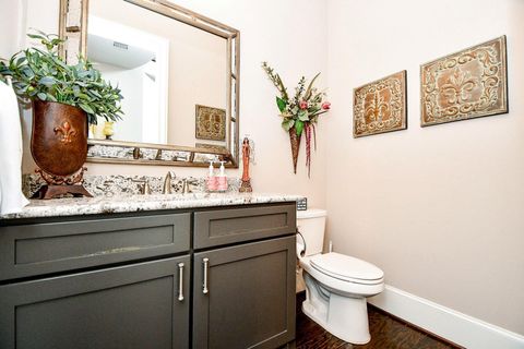 Tiny photo for 618 Yellow Tulip Trail, Houston, TX 77079 (MLS # 34621185)