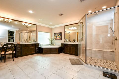 Tiny photo for 618 Yellow Tulip Trail, Houston, TX 77079 (MLS # 34621185)