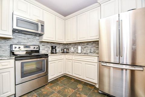 Tiny photo for 618 Yellow Tulip Trail, Houston, TX 77079 (MLS # 34621185)