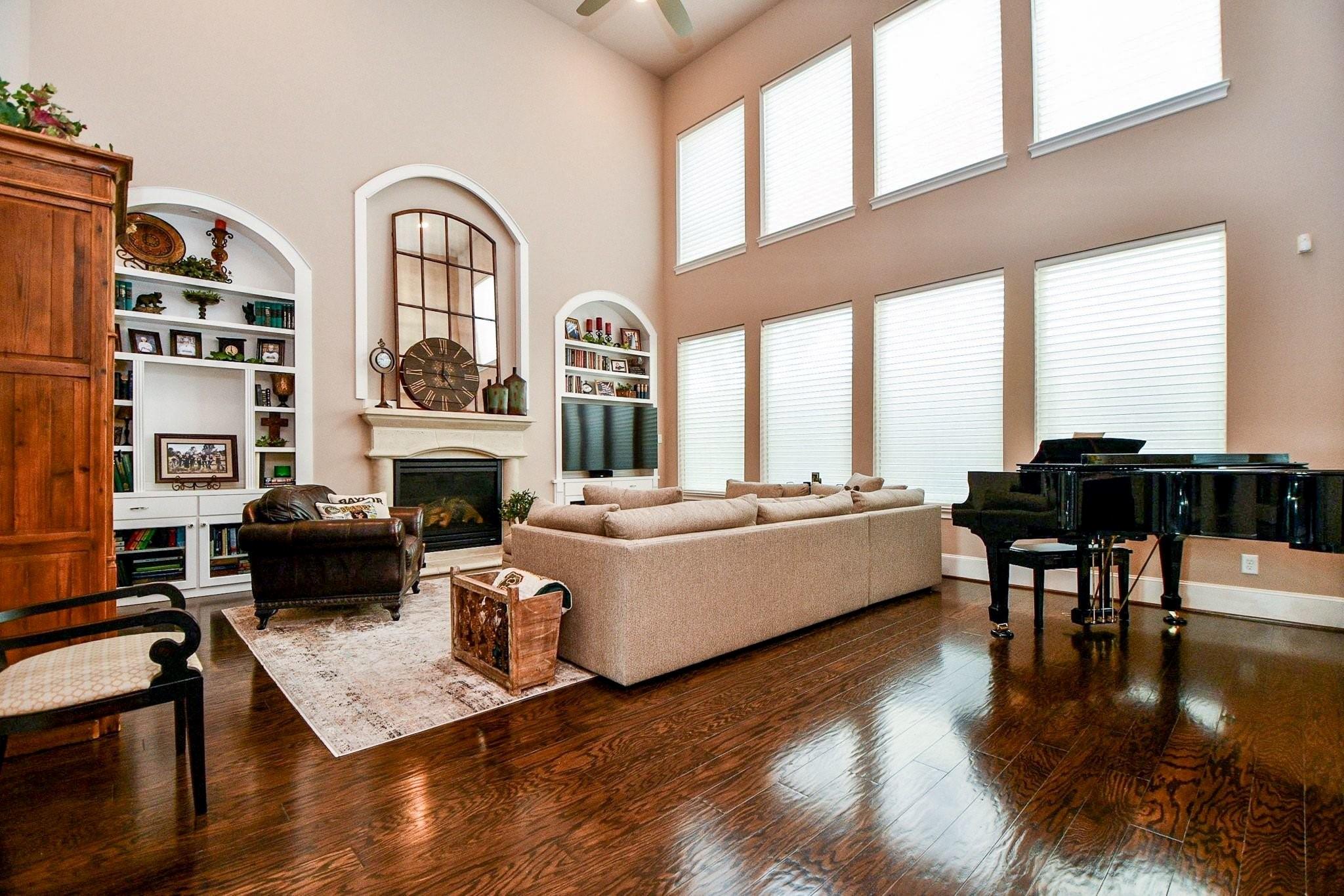 Houston, Texas, 77079, United States, 4 Bedrooms Bedrooms, ,5 BathroomsBathrooms,Residential,Active,2032936
