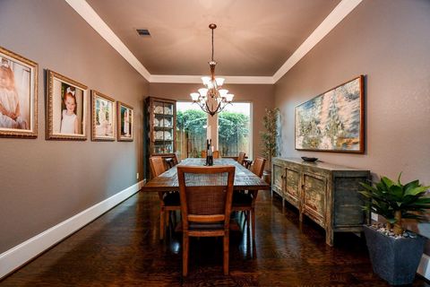 Tiny photo for 618 Yellow Tulip Trail, Houston, TX 77079 (MLS # 34621185)