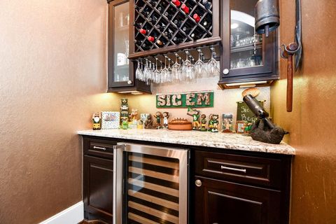 Tiny photo for 618 Yellow Tulip Trail, Houston, TX 77079 (MLS # 34621185)