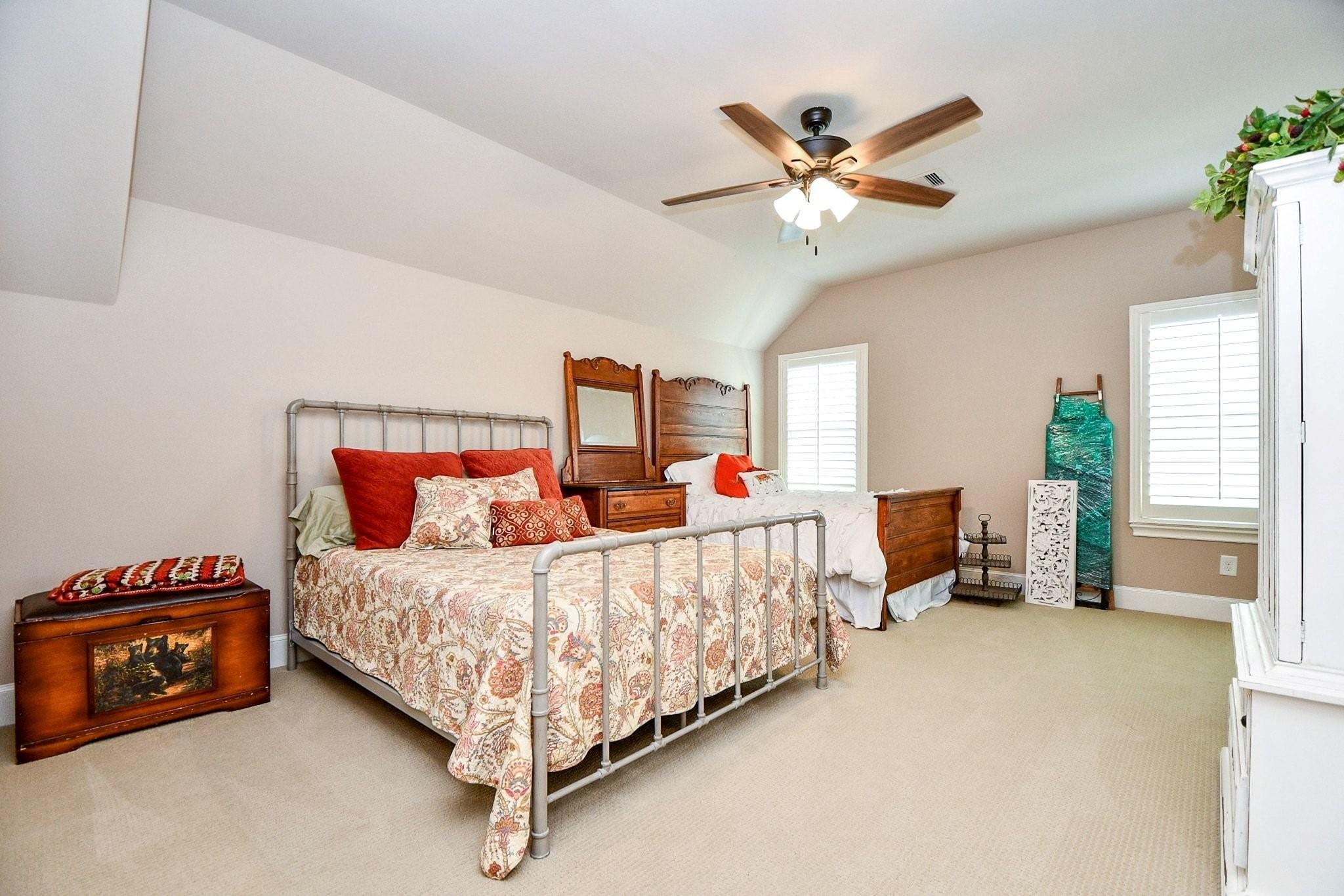 Houston, Texas, 77079, United States, 4 Bedrooms Bedrooms, ,5 BathroomsBathrooms,Residential,Active,2032936