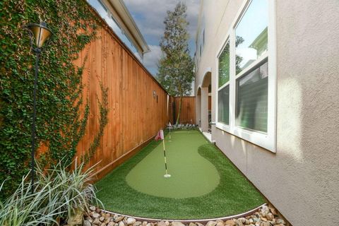 Tiny photo for 618 Yellow Tulip Trail, Houston, TX 77079 (MLS # 34621185)