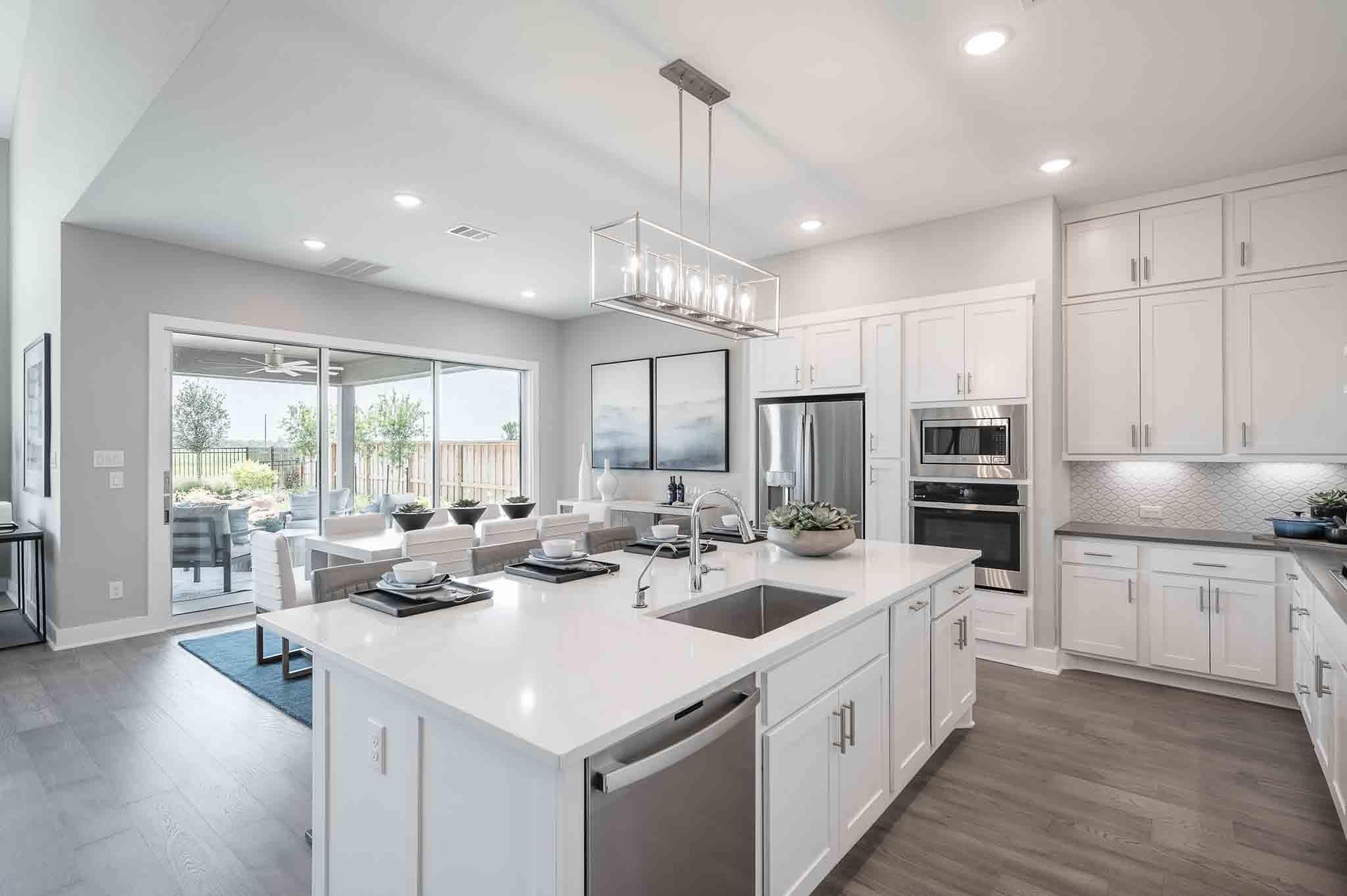 8034 Sunny Ridge Drive