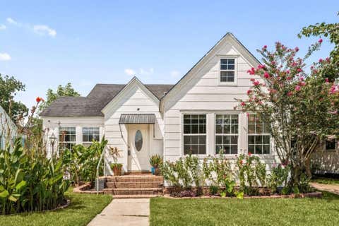 Photo of 5515 Truett Street, Houston, TX 77023 (MLS # 36493432)