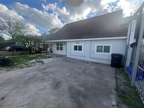 Tiny photo for 12501 W Hardy Road, Houston, TX 77037 (MLS # 92702153)