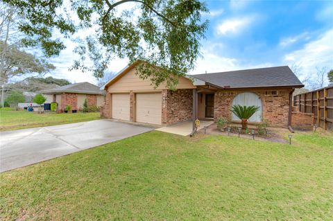 Photo of 3412 Avenue R, Rosenberg, TX 77471 (MLS # 70026658)
