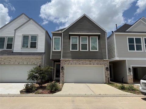 Photo of 11321 Stonework Grove Lane, Houston, TX 77076 (MLS # 28230141)