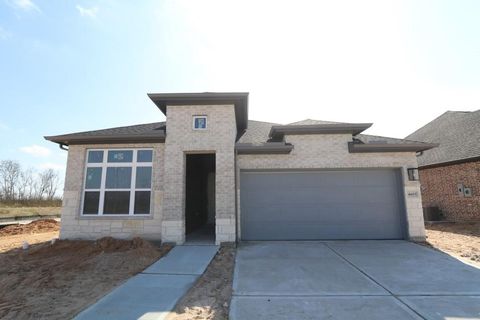 Photo of 4603 Compass Avenue, Richmond, TX 77469 (MLS # 89547757)
