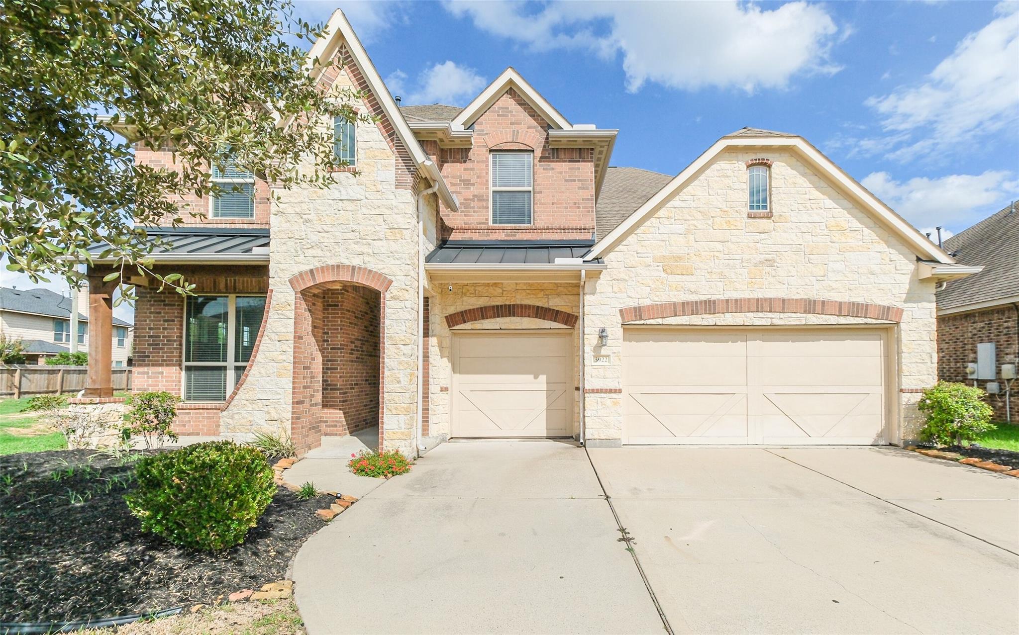 5922 Northcrest Village Way